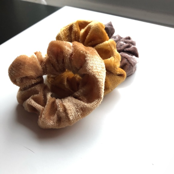 💫Set of 3 Hair Scrunchies - Picture 2 of 3